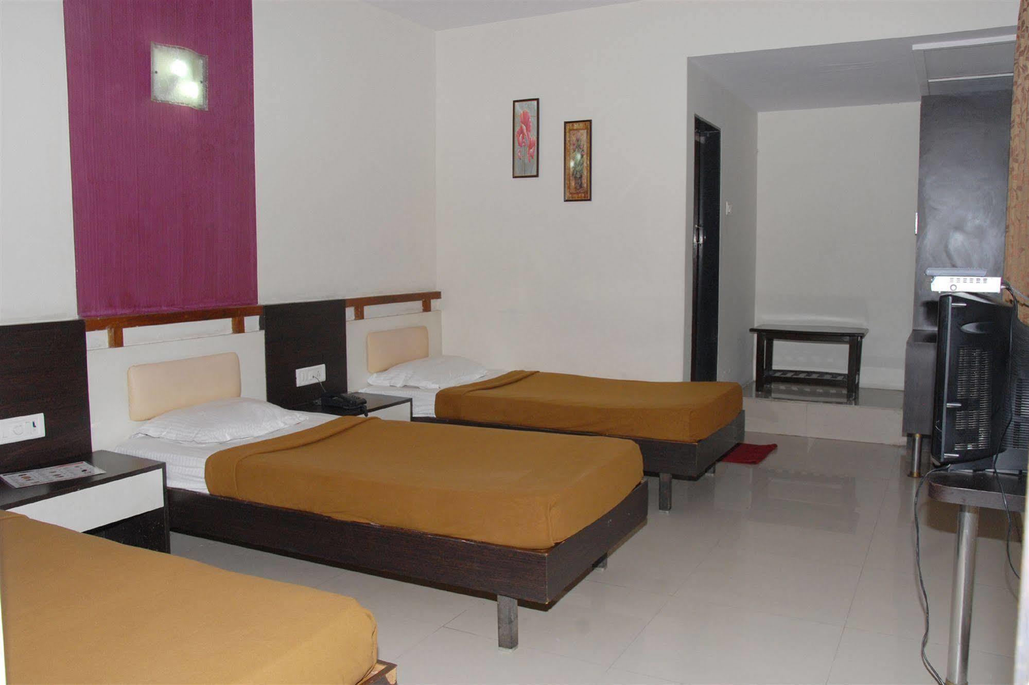 Hotel Enzo International Bangalore Exterior photo